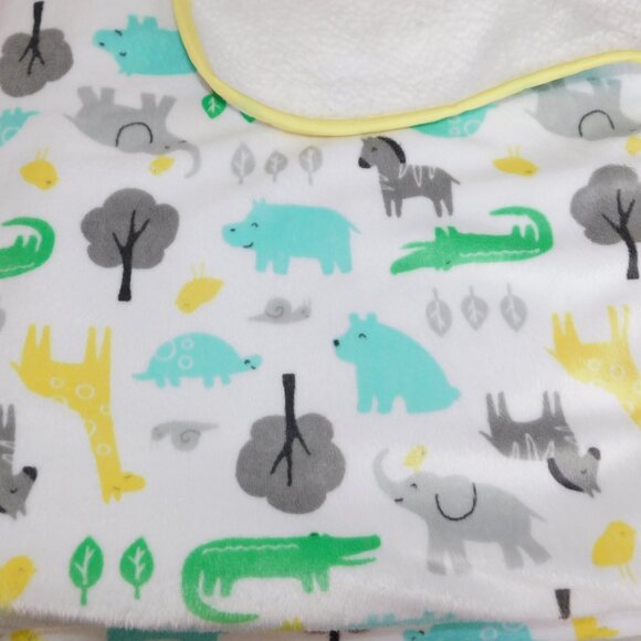 Carters Jungle Animals Blue Yellow Green Velour Sherpa Baby Crib Tummy Blanket - Picture 2 of 7